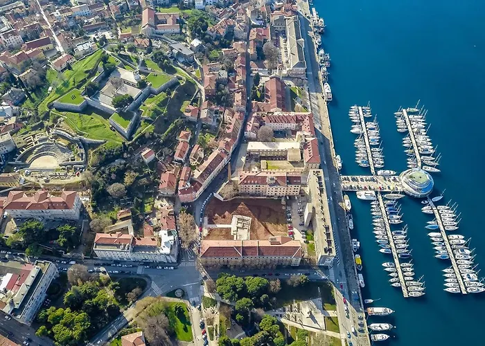 Apartment Sunny Ili Near Amfiteatar Pula